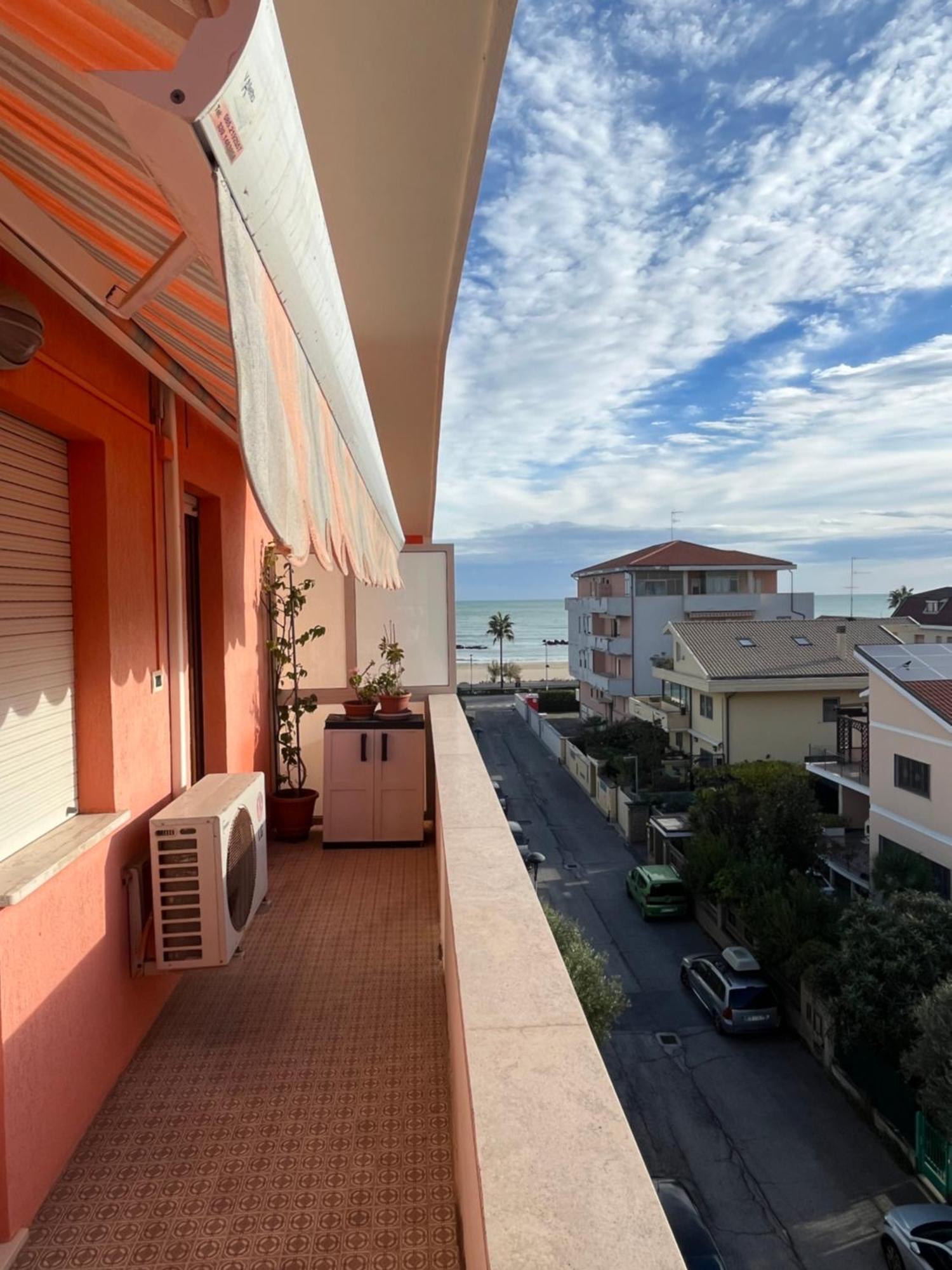 Teresa Al Mare Apartment Montesilvano Exterior photo